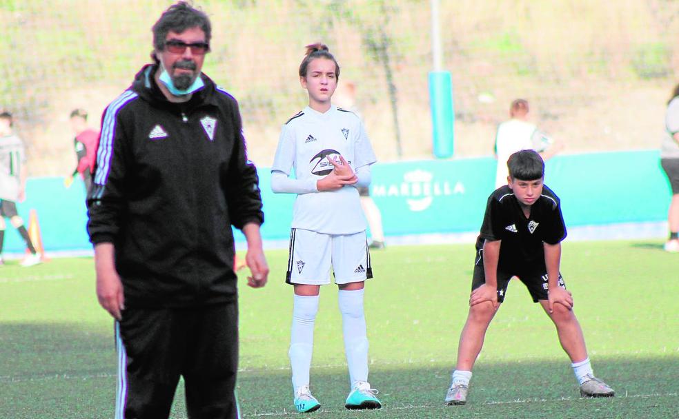 Paola le mete un gol a la fibrosis quística