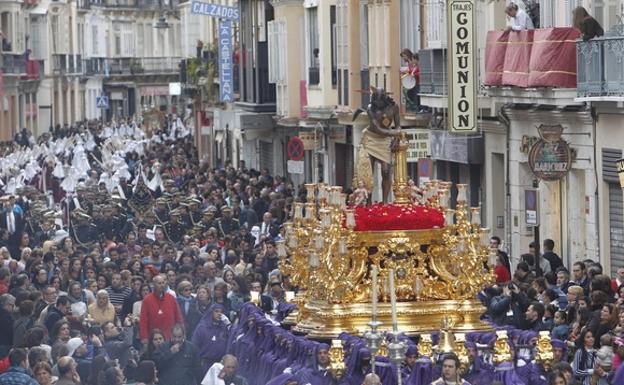 ¿A qué hora sale Gitanos el Lunes Santo?