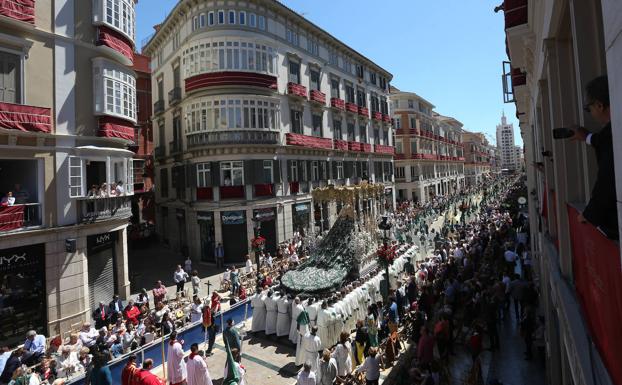 La Agrupación de Cofradías pondrá a la venta por Internet unos setecientos abonos del recorrido oficial que no se han renovado