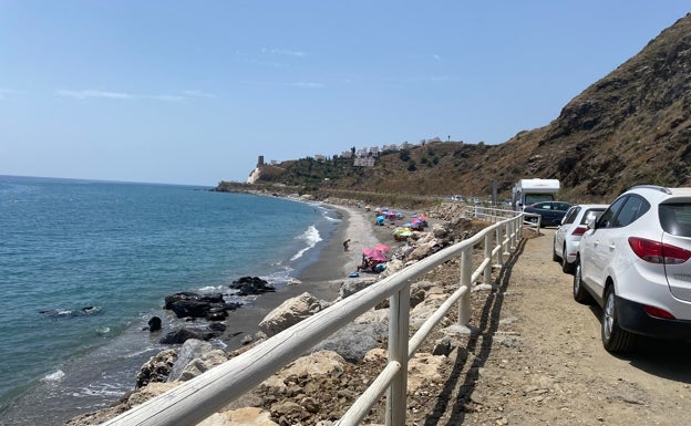 La Junta se compromete a presentar el proyecto del puerto deportivo de Torrox antes del verano