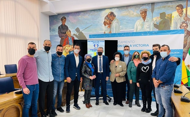 Rincón de la Victoria celebra un torneo de fútbol de veteranos a beneficio de la asociación Rincón Contigo