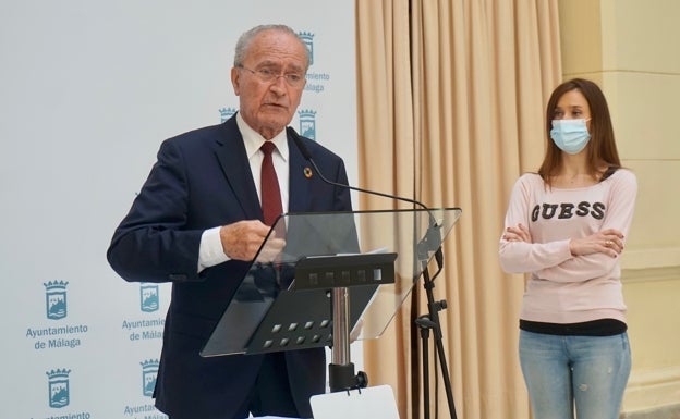 Mensaje del alcalde de Málaga a Noelia Losada: «No se puede estar en el gobierno y en la oposición al gobierno»