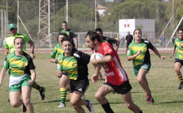 El campo Manuel Becerra de Rincón de la Victoria acoge el primer encuentro andaluz de rugby inclusivo