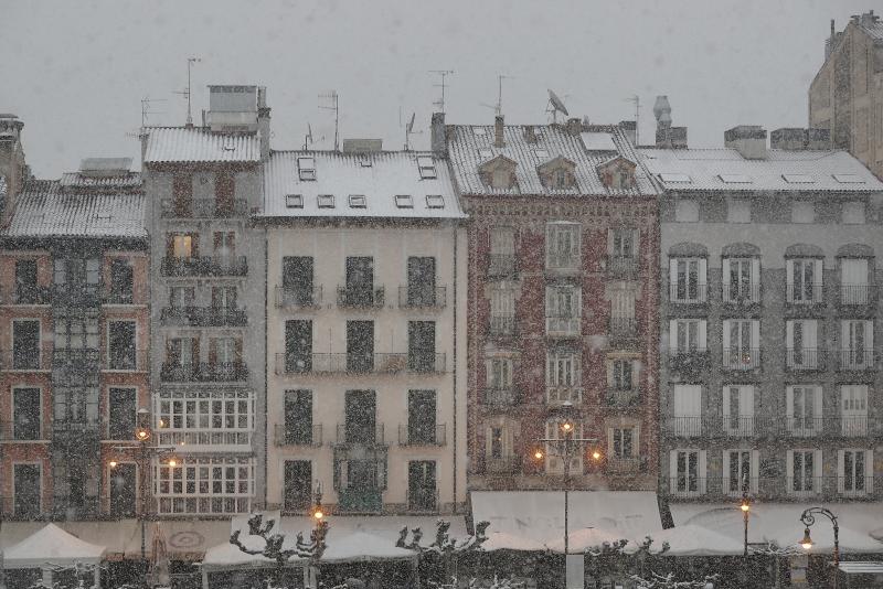 La nieve llega en abril al norte y este peninsular