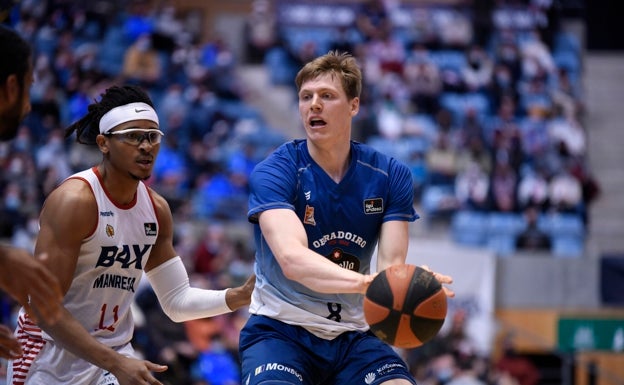 El Manresa pierde en Santiago antes de medirse al Unicaja en la Champions