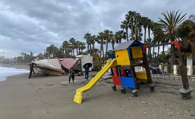 El mayor temporal en la Axarquía en cuatro décadas destroza sus playas