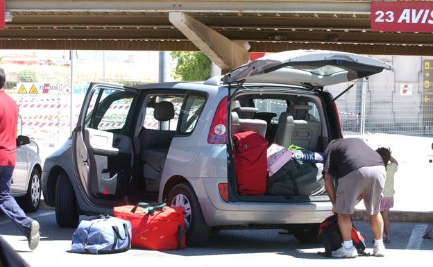 Preocupación en la Costa del Sol por la falta de coches de alquiler en plena recuperación del turismo