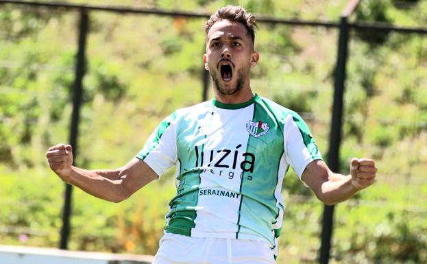 Resultados del fútbol malagueño: victorias de Antequera y Vélez