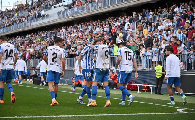 El Málaga gana un punto de ventaja con el descenso gracias a las derrotas de sus rivales