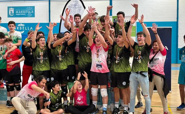 El Costa del Voley levanta el título de campeón de Andalucía juvenil