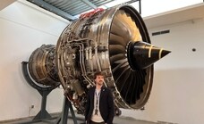 Álvaro Rojas, un ingeniero de Gamarra, logra que Rolls-Royce ceda un motor de avión al Museo Aeronáutico de Málaga