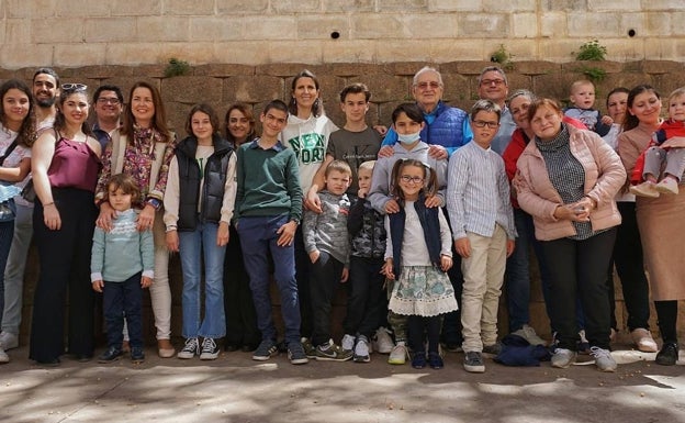 Los García Paine acogen a una familia de siete ucranianos