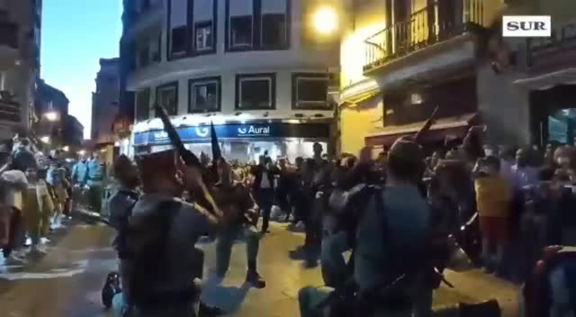 Malabares de la Legión en la procesión del Cristo de Mena en la Semana Santa de Málaga 2022