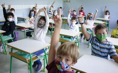 Vuelta al cole tras Semana Santa: ¿cuándo podrán ir los niños sin mascarilla a clase?