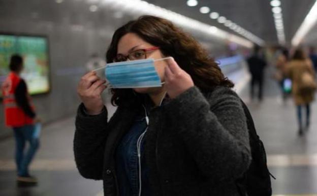 La Junta aconsejará usar mascarilla en interiores cuando no se pueda mantener la distancia de seguridad