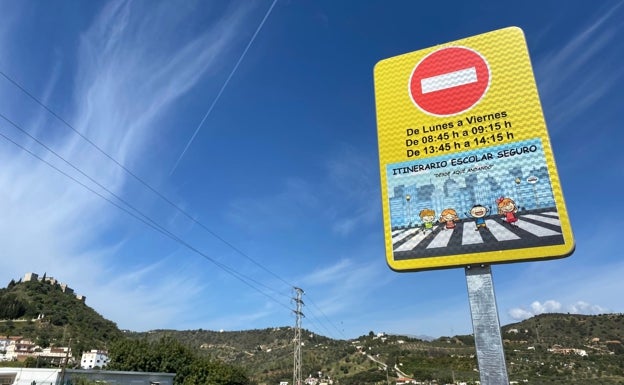 Monda pone en marcha itinerarios escolares seguros para evitar la aglomeración de vehículos a las puertas de los colegios