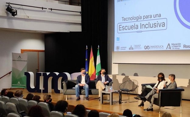 Educadores se forman en tecnologías en la UMA para hacer realidad una escuela inclusiva
