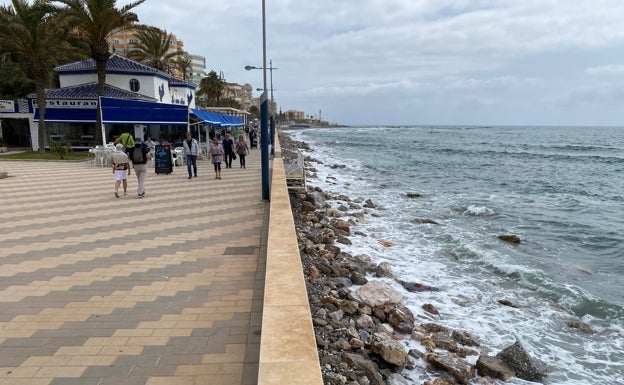 La estabilización de las playas mantiene enfrentados al Gobierno y a la Junta