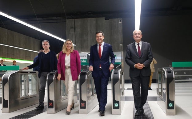 Juanma Moreno inaugura en Málaga la estación de metro más grande de Andalucía