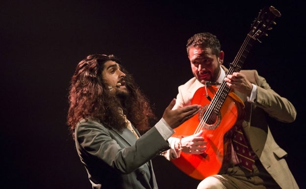 La 'Ópera flamenca' de Israel Fernández y Diego del Morao hipnotiza al Cervantes