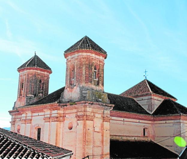 Alpandeire | La iglesia de San Antonio de Padua, la 'catedral' de la Serranía