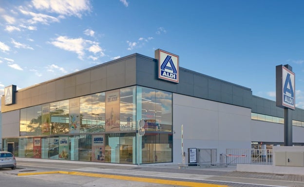 Aldi inaugura un nuevo supermercado en el polígono San Luis
