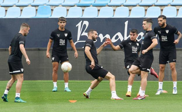 Jairo, Ismael Casas y Chavarría, novedades del Málaga para viajar a Las Palmas