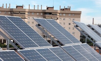 La energía solar, una nueva oportunidad de empleo para los jóvenes en Málaga