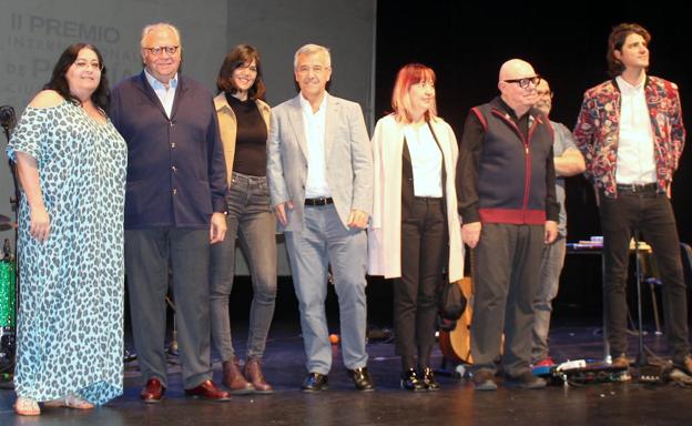 Olalla Castro gana el Premio Internacional de Poesía Ciudad de Estepona