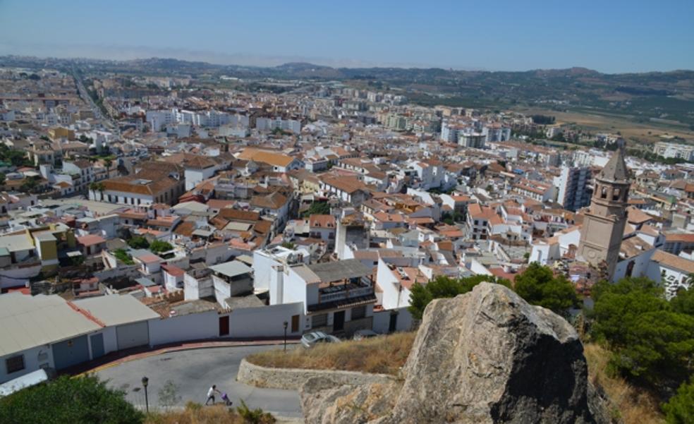 Muere un vecino de Riogordo de 73 años en una colisión entre dos vehículos en Vélez-Málaga