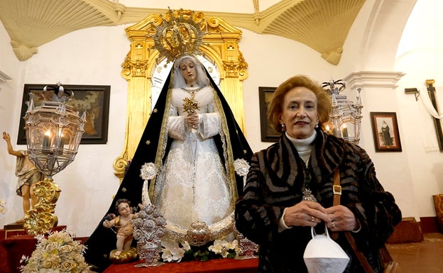 Cincuenta años al cuidado de la Virgen de la Vera Cruz de Antequera