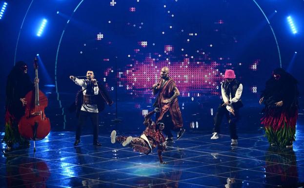 En opptreden av Kalush Orchestra, Ukrainas representanter under Eurovision Song Contest. 