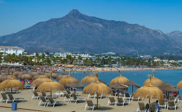Málaga, provincia andaluza con más banderas azules tras sumar tres nuevas este verano