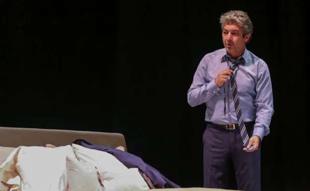 Ricardo Darín estalla contra los móviles e interrumpe su actuación en el Teatro del Soho: «¡Basta ya!»
