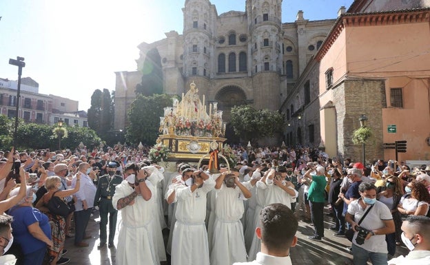 La procesión de la Virgen de Araceli pondrá el broche a un fin de semana de Cruces de Mayo