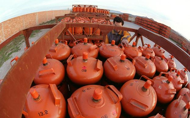 Nueva subida de la bombona de butano, que alcanza desde este martes su tercer máximo histórico