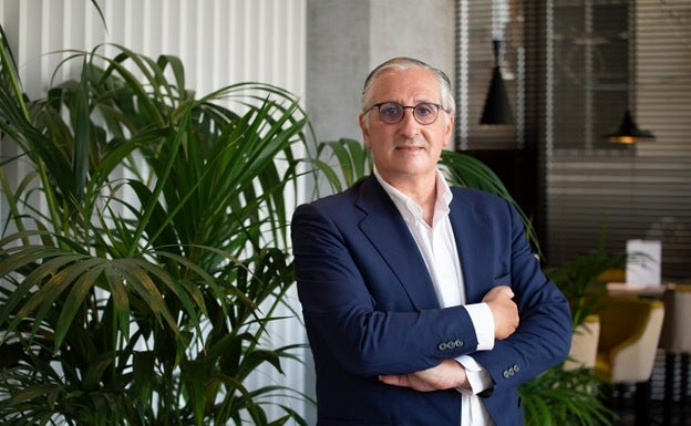 Iván Martén: «El reto del cambio climático es colectivo porque las emisiones son globales»