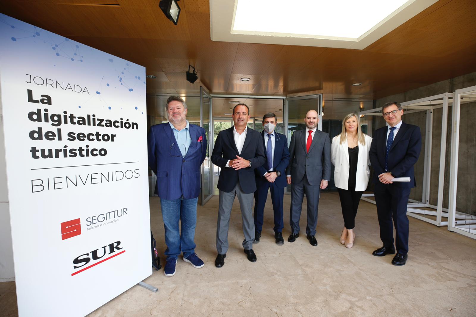 Jornada 'La digitalización del sector turístico', en imágenes