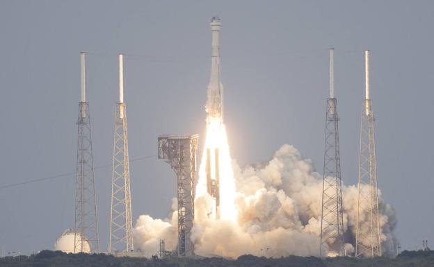 La nueva nave espacial de Boeing despega de Cabo Cañaveral hacia la Estación Espacial International
