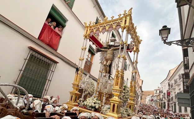 El patrón de Antequera vuelve a procesionar, con peregrinos de todo el país