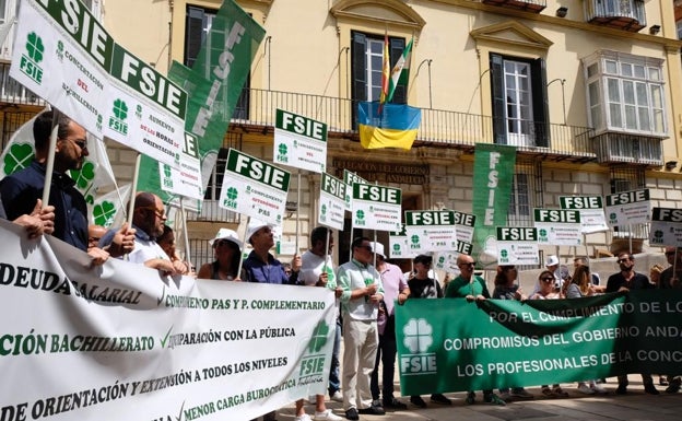 Trabajadores de la concertada denuncian los incumplimientos del Gobierno andaluz