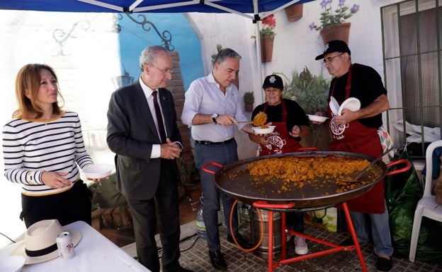 Elías Bendodo saca pecho a costa de la educación y de la FP Dual