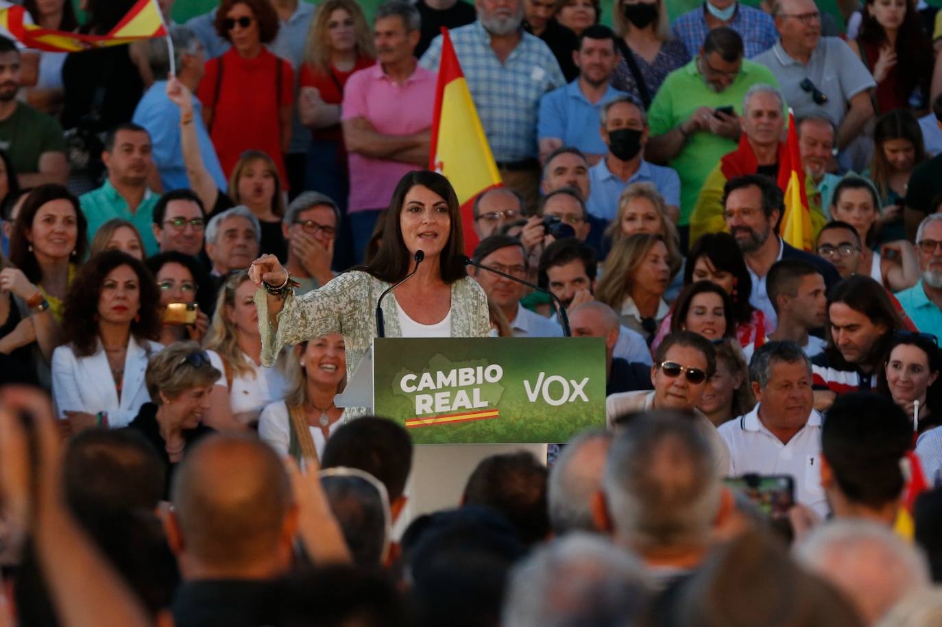 Acto de Vox en Málaga con Santiago Abascal y Macarena Olona