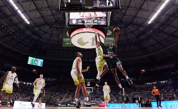 Unicaja: de la 'marea verde' a la nueva realidad