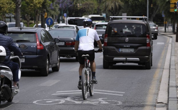 Málaga se atasca en la creación de carriles bici