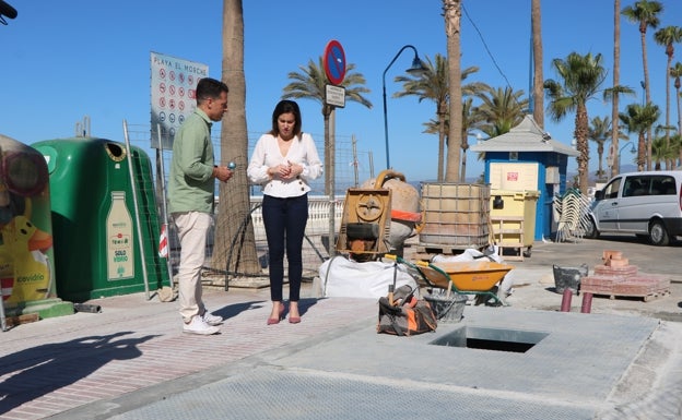 Torrox instala 25 nuevos conjuntos de contenedores soterrados