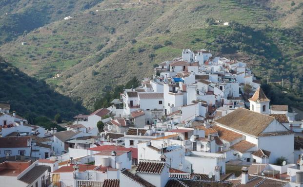 Sayalonga, parada obligada entre el mar y la sierra de Almijara