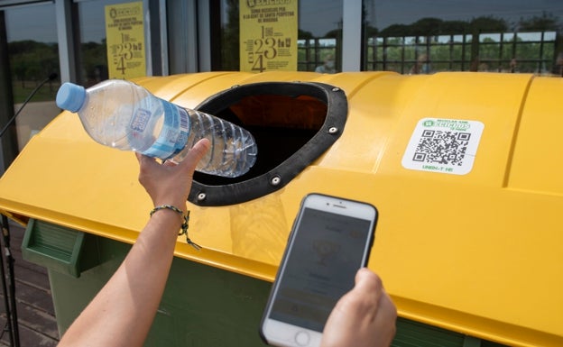 Los malagueños se apuntan al reciclaje con premio