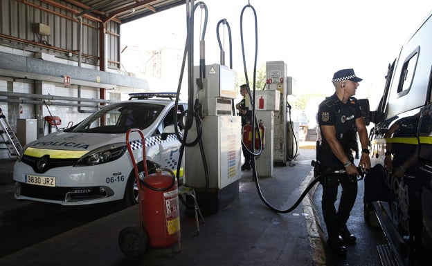 La EMT, la gasolinera municipal de Málaga