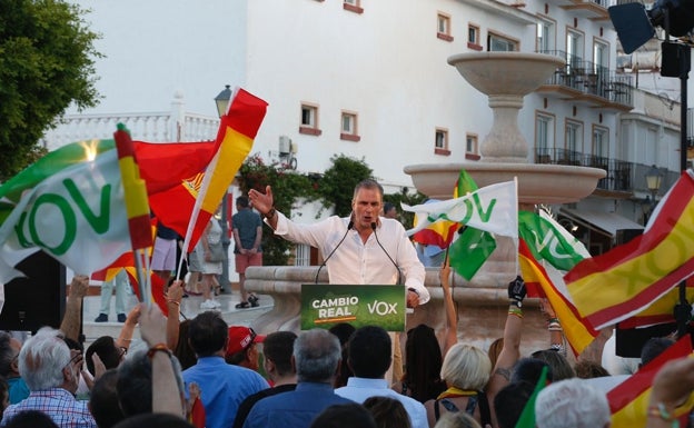 Ortega Smith promete que Vox drenará los «chiringuitos ideológicos» en Andalucía